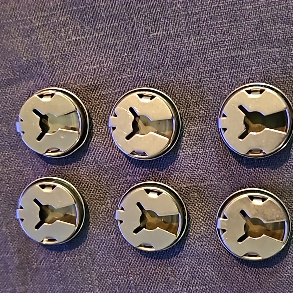 Silver button covers - Picture 2 of 3